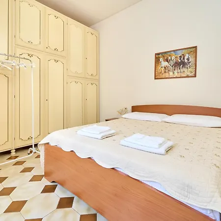 Carmelita Massa Marittima